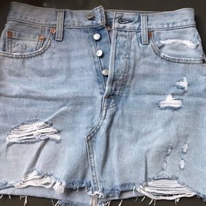 LEVI'S Premium Distressed Jean Skirt Size 26